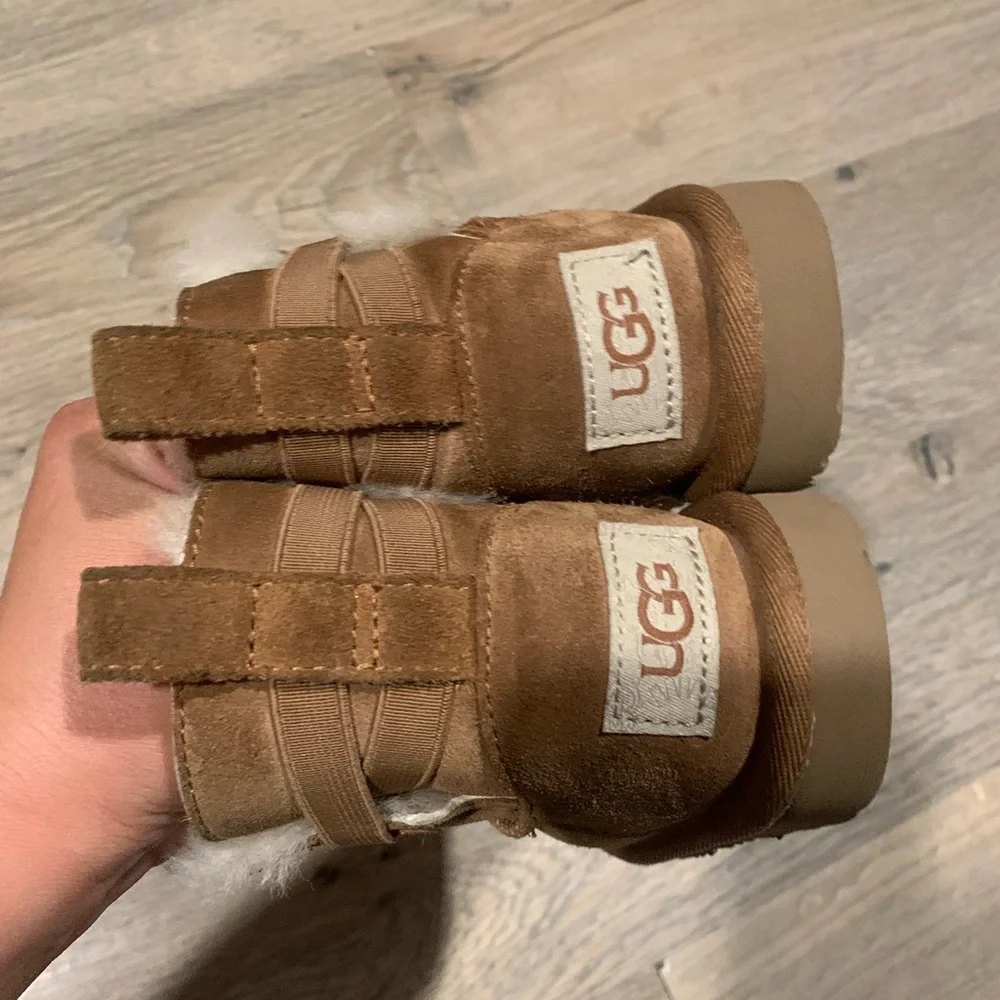 UGG Chestnut Kids Shearling-Lined Suede Boots
